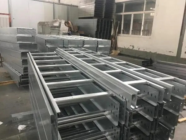 梯式電纜橋架